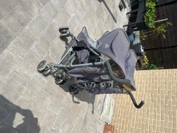 Tweeling plooibuggy  beschikbaar voor biedingen