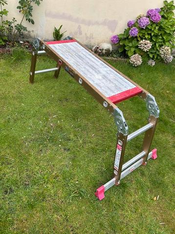 Altrex vouwladder beschikbaar voor biedingen