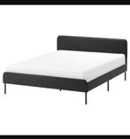 Ikea bed + matras, Comme neuf, Noir, Queen size, Enlèvement
