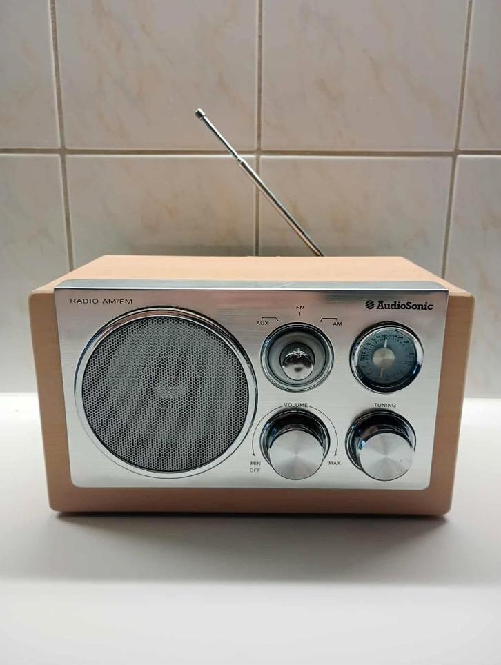 Audiosonic RD-1540 Retro Radio, Audio, Tv en Foto, Radio's, Zo goed als nieuw, Radio, Ophalen of Verzenden
