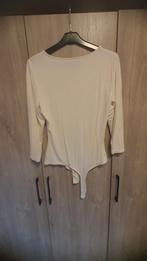 Kleding - Tshirt met pitsers - maat L, Ophalen of Verzenden, Zo goed als nieuw, Maat 42/44 (L), Wit