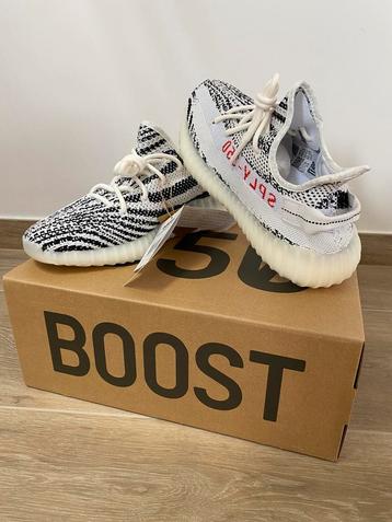 Yeezy Boost 350 V2 Zebras, Neuf, Autres couleurs, Enlèvement, Baskets