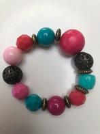 Kleurige armband op elastiek, Handtassen en Accessoires, Armbanden, Ophalen, Zo goed als nieuw, Overige kleuren, Kunststof of Plastic
