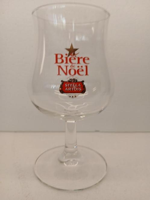 Mooi STELLA ARTOIS CHRISTMAS BEER staand glas in zeer b, Verzamelen, Biermerken, Zo goed als nieuw, Glas of Glazen, Stella Artois