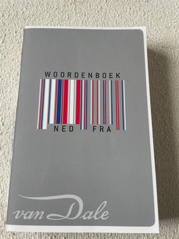 Woordenboek Nederlands-Frans van Dale beschikbaar voor biedingen