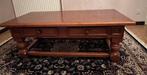 Bruine salontafel met twee schuiven, Ophalen, Gebruikt, 100 tot 150 cm, 50 tot 100 cm