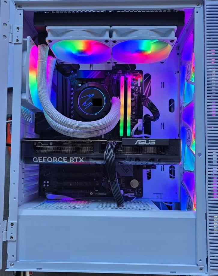 PC GAMER 4K AMD Ryzen 7 9700X RTX 5070Ti WATERCOOLING NEUF, Computers en Software, Videokaarten, Nieuw, AMD, PCI, HDMI, DisplayPort