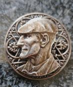 man met de pet zilveren broche, Handtassen en Accessoires, Broches, 4 tot 7 cm, Verzenden, Zo goed als nieuw, Grijs
