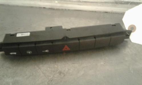 ALARMLICHTEN SCHAKELAAR Fiat Grande Punto (199) (61092100), Auto-onderdelen, Dashboard en Schakelaars, Fiat, Gebruikt