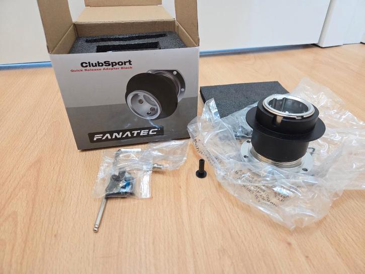 Fanatec QR1 wheel side adapter, Informatique & Logiciels, Joysticks, Comme neuf, Enlèvement ou Envoi