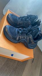 Louis Vuittons shoes maatje 38, Kleding | Dames, Schoenen, Sneakers, Ophalen of Verzenden, Zo goed als nieuw, Zwart