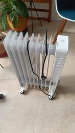 2 x Olieradiator 2000 Watt, Doe-het-zelf en Bouw, Verwarming en Radiatoren, Ophalen of Verzenden, Zo goed als nieuw