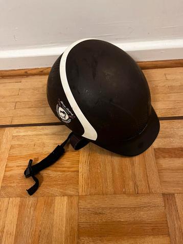 helm beschikbaar voor biedingen