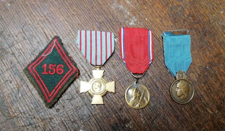 Verdun militaire medaille WW2 WW1-patch, Verzamelen, Militaria | Tweede Wereldoorlog, Verzenden