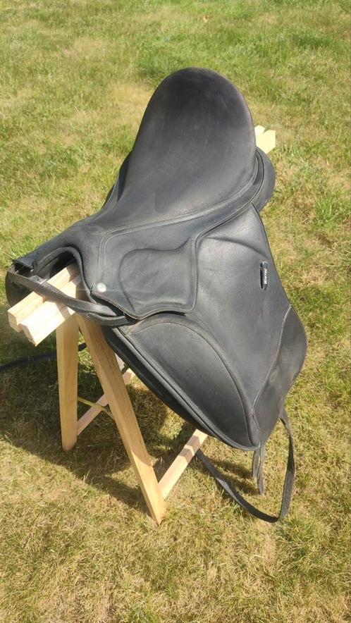 Wintec pro cair dressuur met contourblokken 16,5 inch, Dieren en Toebehoren, Paarden en Pony's | Zadels, Gebruikt, Dressuur, Ophalen