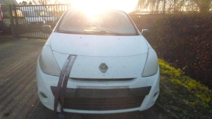 Renault Clio 1.5 dci Euro5 airconditioning defect, Auto's, Renault, Bedrijf, Clio, Airconditioning, Cruise Control, Elektrische ramen