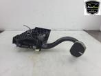 REMPEDAAL 1 serie (F40) (|688875305|81007485D|35006856596|), Gebruikt, BMW