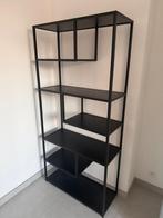 Bibliothèque murale ouverte Saint-Tropez, Enlèvement