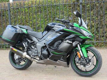 Kawasaki Z1000sx  tourer (akrapovic exhaust)