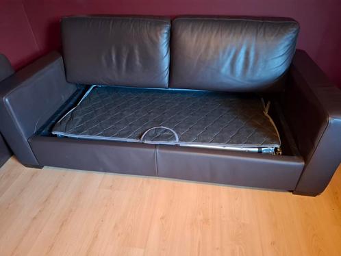 Lederen kwaliteitsvolle zetel met uittrekbed merk Italsofa, Huis en Inrichting, Slaapkamer | Slaapbanken, Zo goed als nieuw, Overige maten