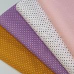 6074)140x50cm Katoenen Stof Stipjes roze / wit / lila / oker, 120 cm of meer, Nieuw, Ophalen of Verzenden, Katoen