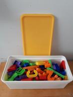 Toffe volle doos magneet lettertjes, Kinderen en Baby's, Speelgoed | Educatief en Creatief, Zo goed als nieuw, Ophalen