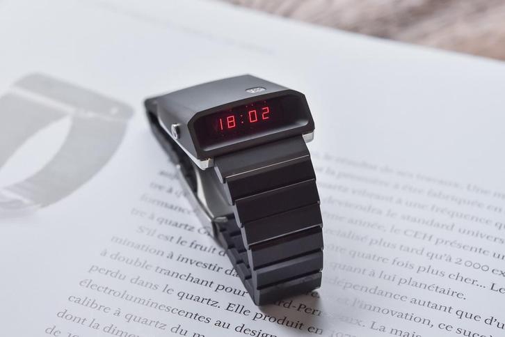 Nieuw! Girard Perregaux Casquette 2.0 Watch Horloge, Handtassen en Accessoires, Sporthorloges, Nieuw, Ophalen of Verzenden