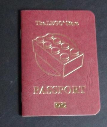 Passport van Lego in nieuwe staat beschikbaar voor biedingen