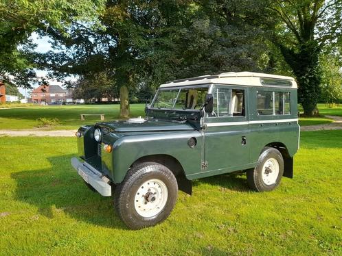 Land rover série 2 1960 full restauration, Autos, Land Rover, Particulier, Series, Diesel, 3 portes, Boîte manuelle, Vert, Noir