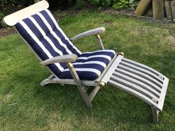 hardhouten ligstoelen (2 stuks) beschikbaar voor biedingen