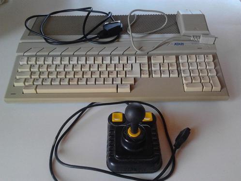 Atari 1040 STF + muis + joystick + scartkabel, Computers en Software, Vintage Computers, Ophalen of Verzenden