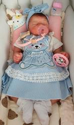 Fille en silicone avec corps en tissu Ecoflex 20 avec certif, Collections, Poupées, Enlèvement ou Envoi