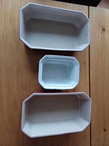 Porseleinen potten  beschikbaar voor biedingen
