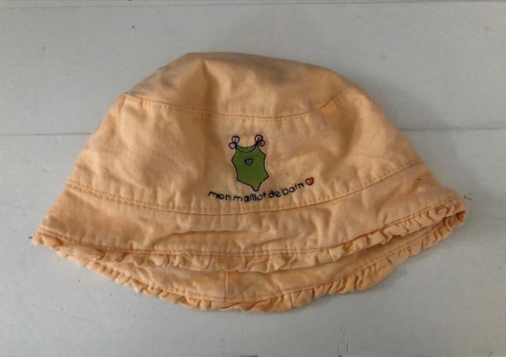 baby zonnehoedje 50 cm pasteloranje, Kinderen en Baby's, Babykleding | Petten en Hoeden, Gebruikt, Meisje, Maat 50, Hoed, Ophalen of Verzenden