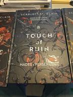 Scarlett St. Clair - A touch of ruin DEEL 2 hardcover  NL, Ophalen of Verzenden, Zo goed als nieuw, Scarlett St. Clair