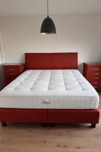 Bed (210x180) + 2 nachtkastjes (B55xL45H87), Huis en Inrichting, Ophalen, Gebruikt, 210 cm, 180 cm