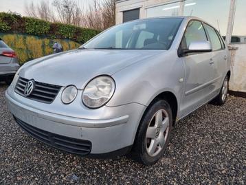 VW POLO 1.4 benzine 2005 162225km Zonnedak 2200 Euro beschikbaar voor biedingen