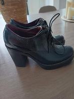 Nieuwe hoge veterschoenen, Kleding | Dames, Ophalen of Verzenden, Nieuw