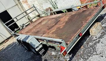 Aanhangwagen opknapper beschikbaar voor biedingen