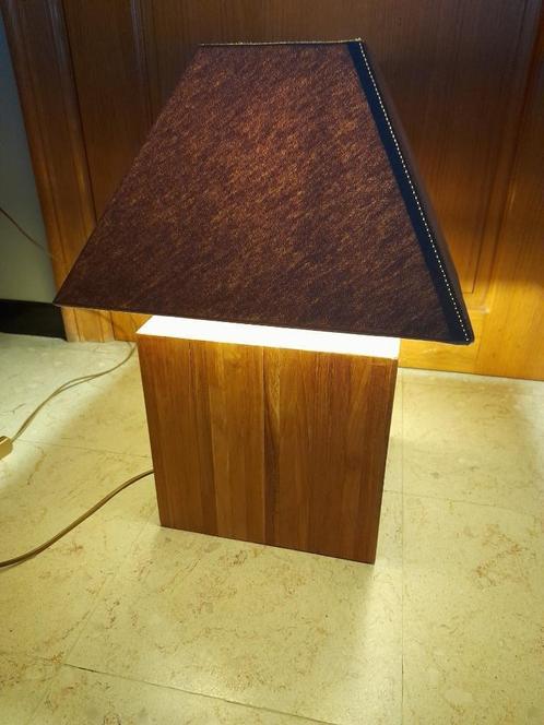 Lampadaire CUBE kubus hout blok TAFELLAMP, Huis en Inrichting, Lampen | Tafellampen, Zo goed als nieuw, Minder dan 50 cm, Hout