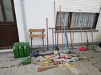 Tuingereedschap en 4 jerrycans, Tuin en Terras, Hand-tuingereedschap, Ophalen