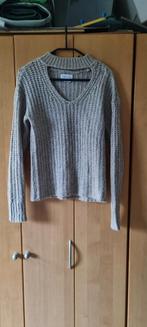 Beige trui met open hals cotton club maat XS, Kleding | Dames, Truien en Vesten, Ophalen, Zo goed als nieuw, Maat 34 (XS) of kleiner