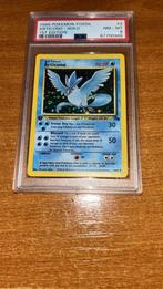 ARTICUNO HOLO Eerste editie PSA 8, Hobby en Vrije tijd, Verzamelkaartspellen | Pokémon, Ophalen of Verzenden, Nieuw, Sleeves of Kaarthoesjes