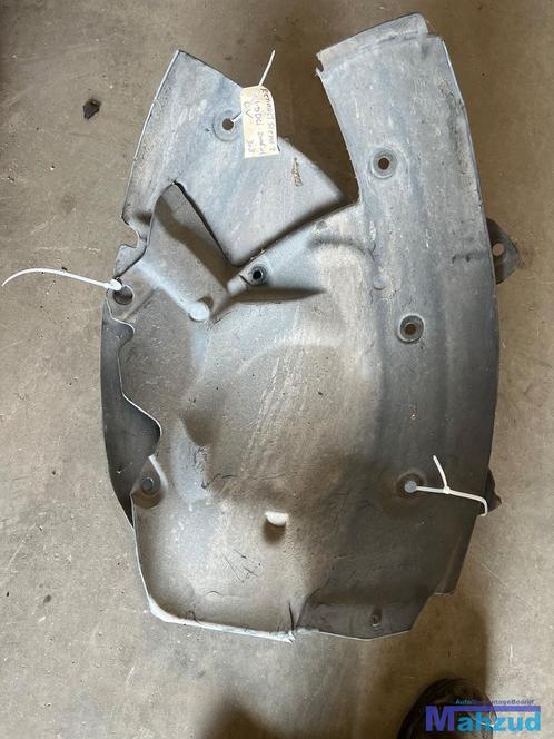 RENAULT SCENIC 2 links voor modderkuip wielkuip 2004-2009, Auto-onderdelen, Carrosserie, Bumper, Renault, Gebruikt, Ophalen of Verzenden