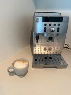 DeLonghi Magnifica Smart S, Elektronische apparatuur, Koffiezetapparaten, Ophalen, 10 kopjes of meer, Koffiemachine, Koffiebonen