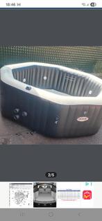 Jacuzzi 6 pers prima staat, Ophalen, Zo goed als nieuw, Pomp
