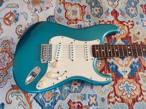 FENDER STRATOCASTER MIM 1992, Musique & Instruments, Instruments à corde | Guitares | Électriques, Comme neuf, Fender, Enlèvement