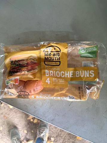 Multiseed en Brioche buns per 4 verpakt beschikbaar voor biedingen