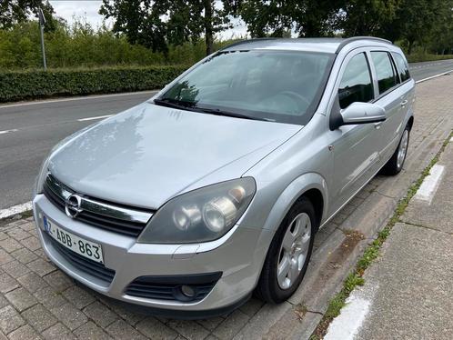 Opel astra 2005 228400 km. 1.9 diesel, Autos, Opel, Particulier, Astra, Vitres électriques, Diesel, Euro 4, Break, 5 portes, Boîte manuelle