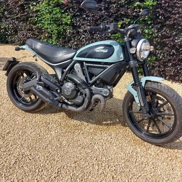 Ducati Scrambler Icon - PRIJSVERLAGING beschikbaar voor biedingen